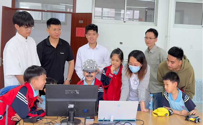 20230528新闻稿(我院联合沧州市迎宾路小学举办“大手拉小手,科普…进技术主题科普活动)科技处2.0642.png 20230528新闻稿(我院联合沧州市迎宾路小学举办“大手拉小手,科普…进技术主题科普活动)科技处2.0642.png