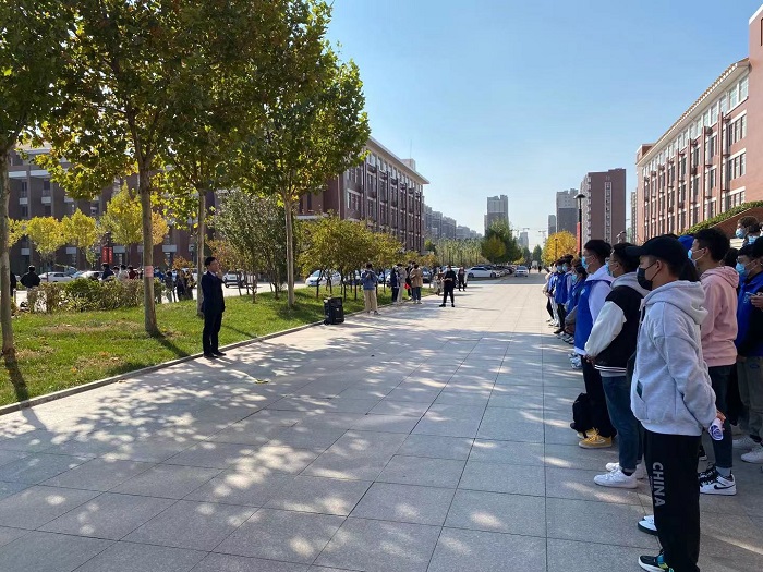 后勤管理处副处长孟召军讲话.jpg 后勤管理处副处长孟召军讲话.jpg